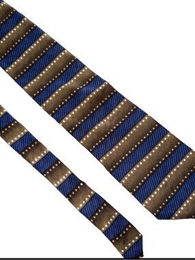 ZIGGURAT By Mulberry Silk Necktie Made in USA Gold Red Geometric Wide Classic